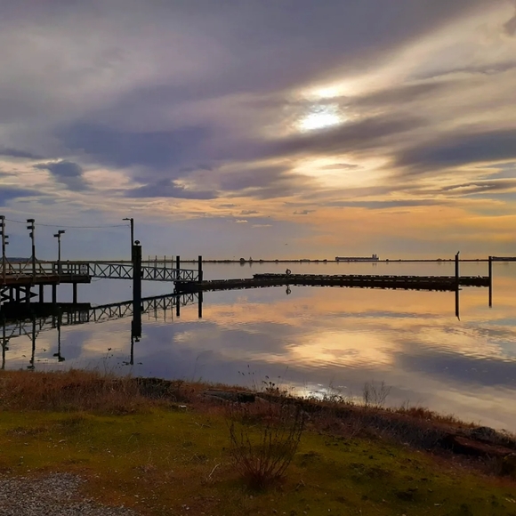 Meet your Posher, CV - Picture 1 of 1